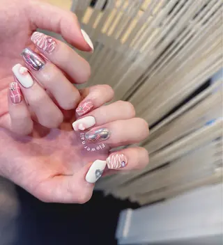 ネイル Flower nailのネイルデザイン