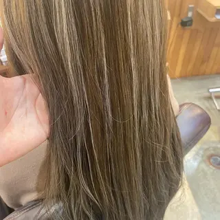 カラー 髙橋紋菜🍏 イオンモール名取2階のヘアスタイル