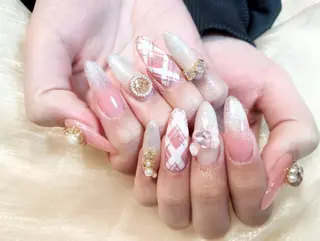ネイル DI'A ネイルサロンのネイルデザイン