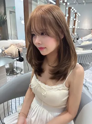カラー ミディアム Lond Roleのヘアスタイル