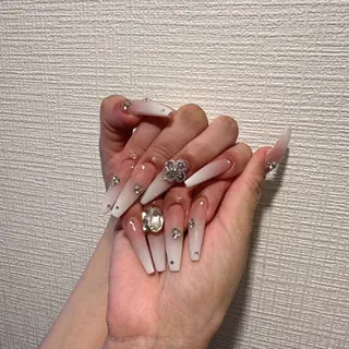 ネイル Luna Gladeのネイルデザイン