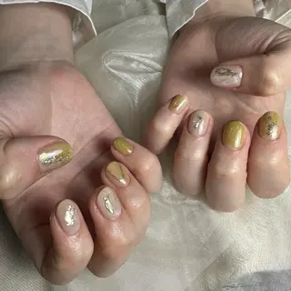 ネイル 里見 麗のネイルデザイン
