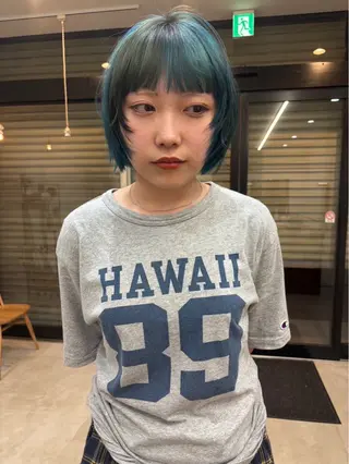 ミディアム 成澤 凜花のヘアスタイル