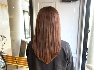 ロング カラー ツキダテ ユイのヘアスタイル