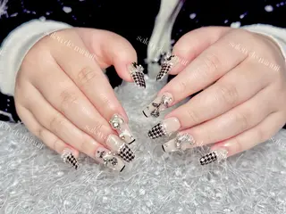 ネイル Momo 🤍のネイルデザイン