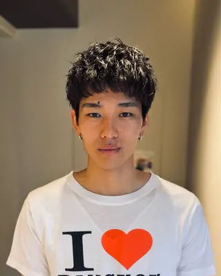 ショート パーマ メンズ メンズショート 丸山 航輝のヘアスタイル