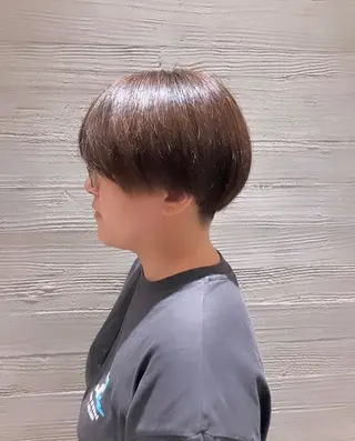 ショート サキ🤍ハイトーン 🩰くびれ巻きヘアのヘアスタイル
