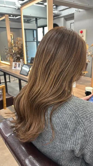 カラー レイヤー✂︎ぷつボブ 艶カラー🤍noaのヘアスタイル