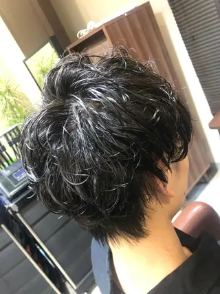 ショート パーマ メンズ SHIORI💜口コ ミNo.1艶カラーのヘアスタイル