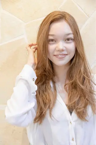 セミロング カラー and Art おのでらじんのヘアスタイル
