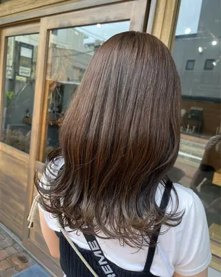 セミロング カラー sign hair 鈴木 りん🍓のヘアスタイル