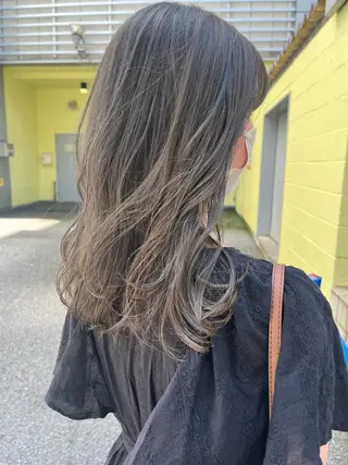 セミロング カラー ヘアアレンジ 🌷ボブ/髪質改善 ストレートのヘアスタイル