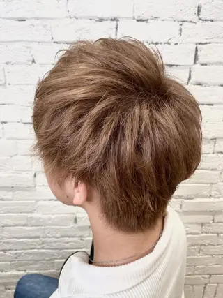 メンズ 前田 輝のヘアスタイル