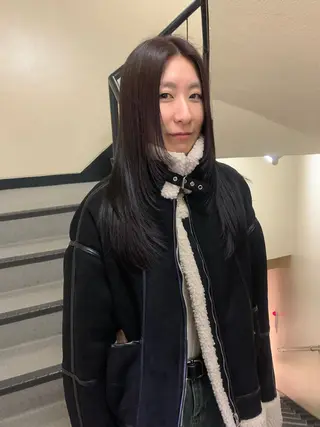 ロング カラー riho🪻暗髪/ 色持ちがいいカラーのヘアスタイル