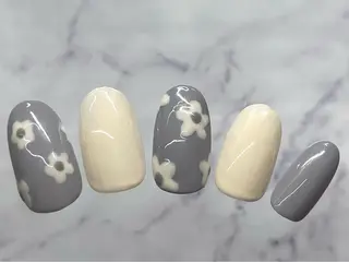 ネイル AYA Reginaのネイルデザイン