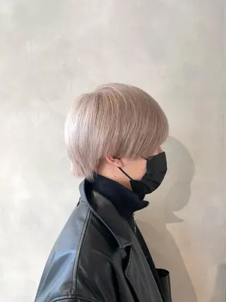 ショート カラー メンズ ハイトーン×レイヤー ／遠藤将太のヘアスタイル