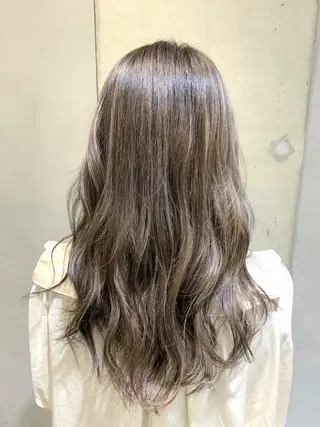 ロング カラー ハイライトが 得意なニキです😊のヘアスタイル