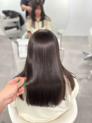 ロング door white hideのヘアスタイル