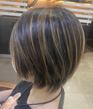 ショート カラー ヘアアレンジ 烏山 達也のヘアスタイル