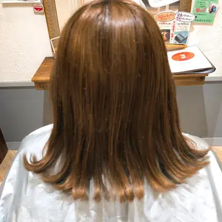 ミディアム カラー u-chambord ユーシャンボールのヘアスタイル