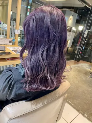 セミロング カラー レイヤーカット 特化型シオンのヘアスタイル
