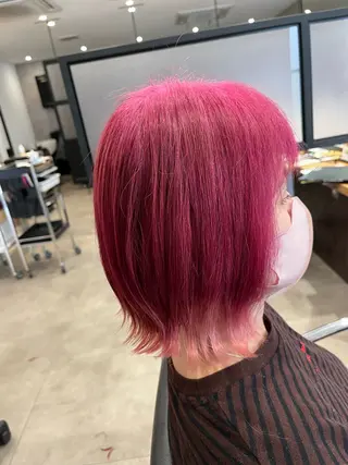 カラー 花城 沙也加のヘアスタイル