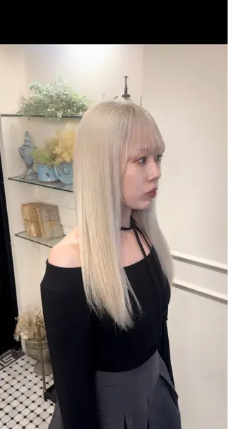 カラー 👑ホワイトカラー ブロンド特化👑映人のヘアスタイル