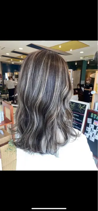 ロング カラー 後藤 悠紀のヘアスタイル