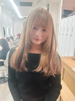 カラー セミロング レイヤー/ウルフ/ ハッシュカット/ダイのヘアスタイル