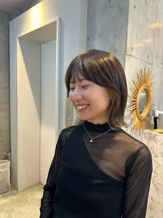 ショート カラー さとう あやかのヘアスタイル