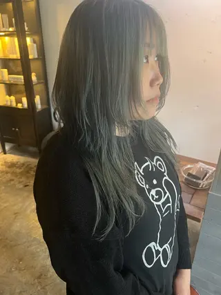 ロング カラー 🌈ケアブリーチ🌈 おぐまなつきのヘアスタイル