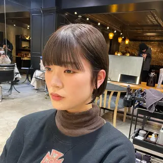 ショート カラー 透明感カラー🌿 グレージュ🐺陽介のヘアスタイル