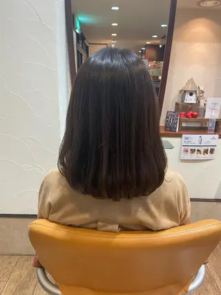 ミディアム カラー サプリームヘア 飯田みち瑠のヘアスタイル