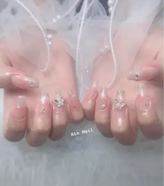 ネイル Hin Nailsのネイルデザイン