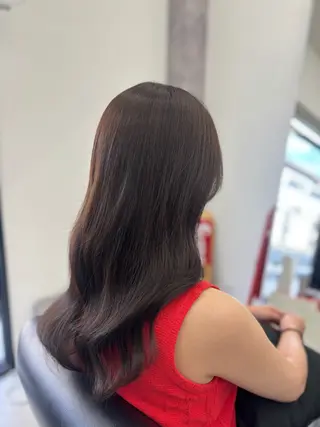 カラー MEMENTO所属・MEMENTO YUZUのヘアスタイル