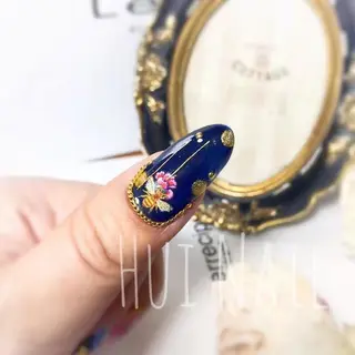 ミディアム めぐみのネイルサロン スタッフ練習のネイルデザイン