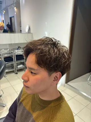 メンズ 塩崎 絢世のヘアスタイル