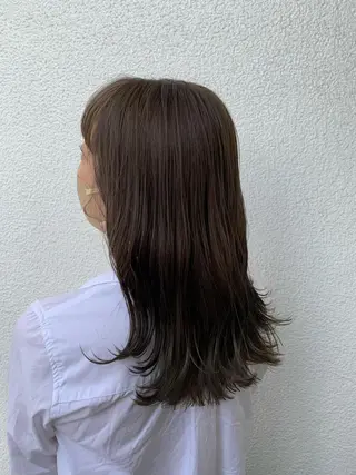 ロング カラー 平尾 樹里のヘアスタイル