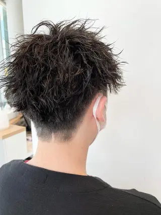 ショート パーマ メンズ 美髪形成！色素改善！ 秋田　和輝のヘアスタイル