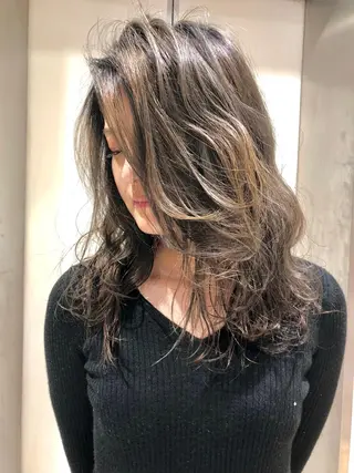 ミディアム カラー 店長 小池アキトのヘアスタイル