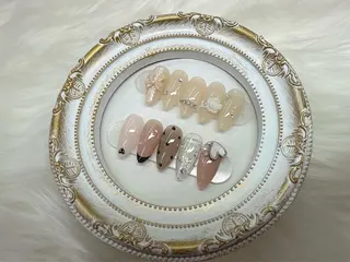 ネイル MIKIネイル YUKAのネイルデザイン