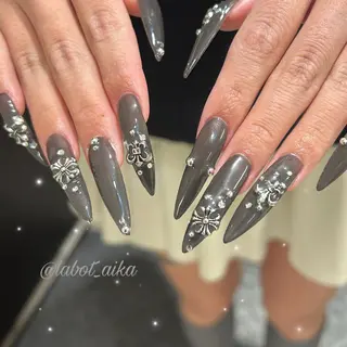 ネイル laboT nuit aikaのネイルデザイン