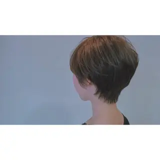 ショート カラー 齊藤 賢祐のヘアスタイル