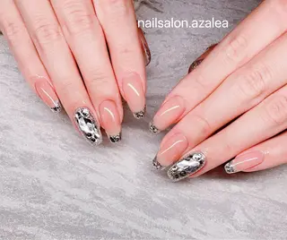 ネイル R inのネイルデザイン