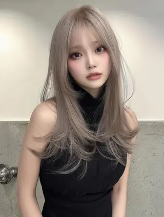 ミディアム 橋本 眞穂のヘアスタイル