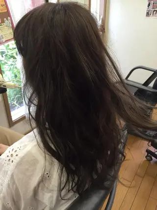 ロング カラー 加藤 千秋のヘアスタイル