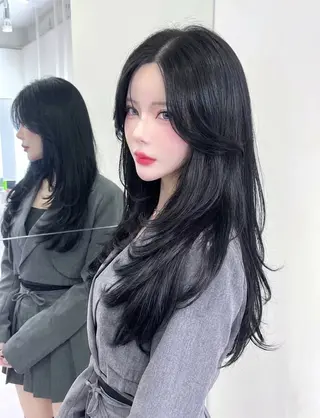 ロング カラー レイヤー/髪質改善 /透け感カラー/艶髪のヘアスタイル