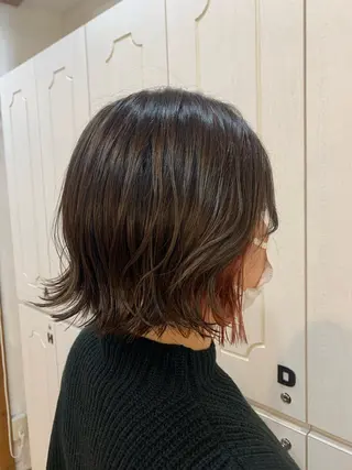 ミディアム カラー T つぐみのヘアスタイル