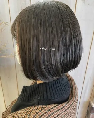 ショート カラー 中井 茅佳のヘアスタイル