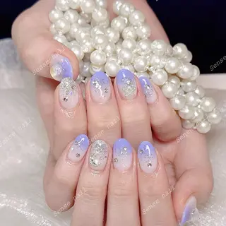 ネイル Queening 🦋のネイルデザイン